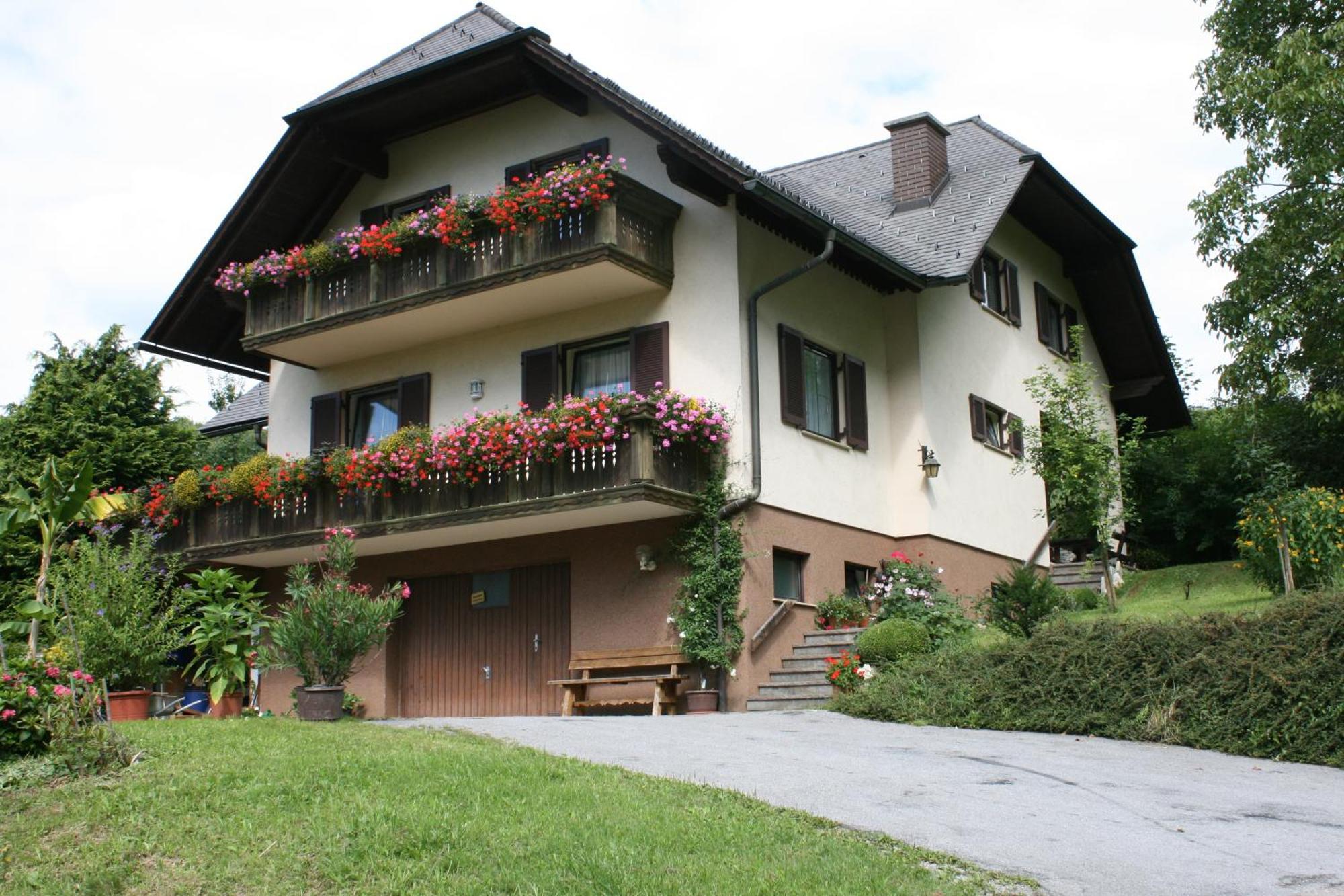 Gasthaus - Gaestehaus Schusterbauer Rein Εξωτερικό φωτογραφία